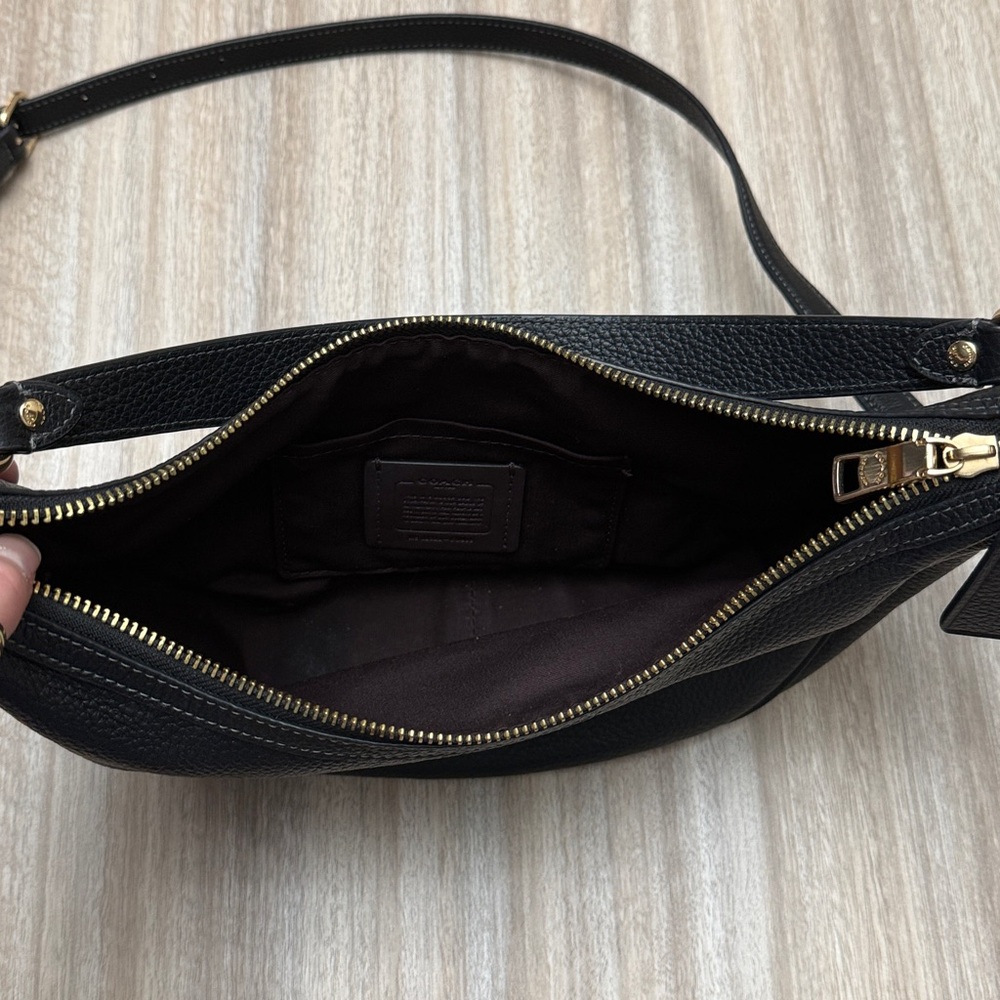 Coach Aria Shoulder Bag in Black Leather Shoulder & Crossbody Purse - Picture 9 of 16